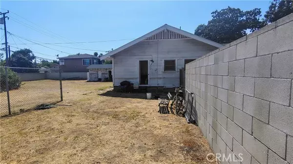 Long Beach, CA 90810,1518 West 19 Street
