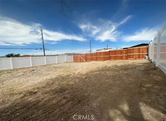 220 South 2nd Avenue, Barstow, CA 92311