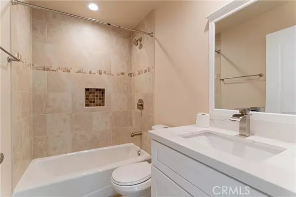 Panorama City, CA 91402,9246 Cedros Avenue