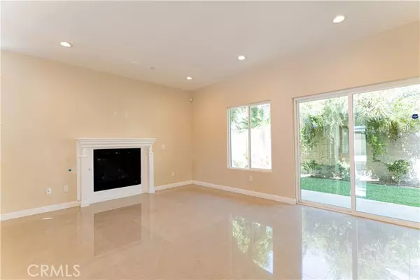 Panorama City, CA 91402,9246 Cedros Avenue