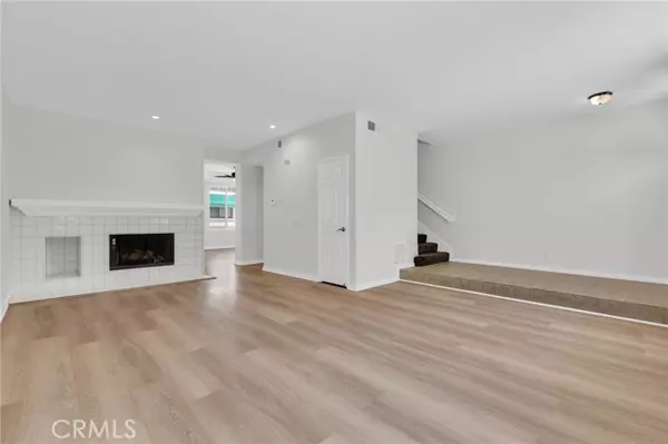 Huntington Beach, CA 92648,19562 Pompano Lane
