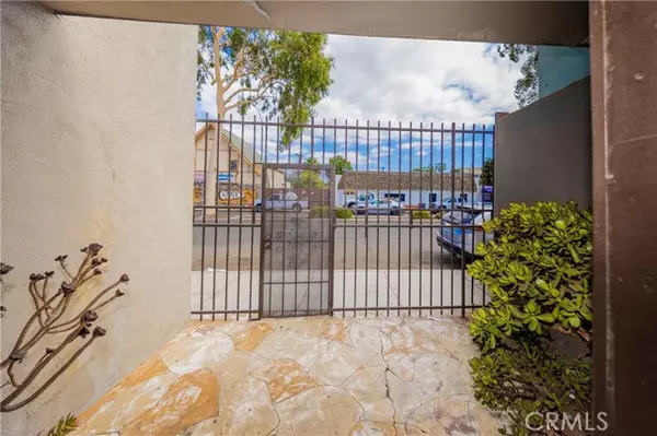 Long Beach, CA 90805