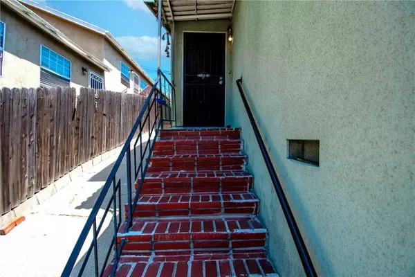 City Terrace, CA 90063,924 North Gage Avenue