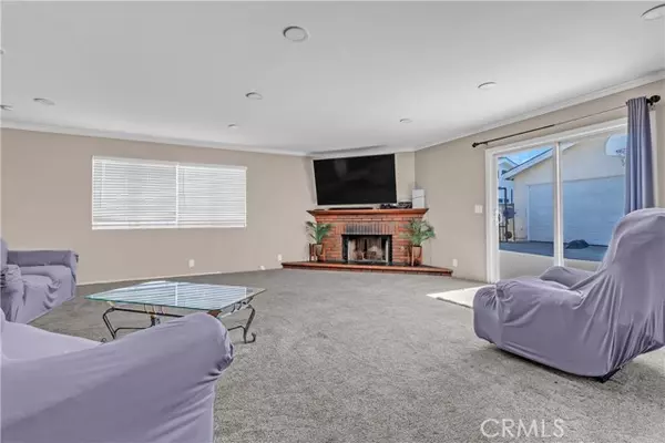 Bellflower, CA 90706,9564 Rosecrans Avenue