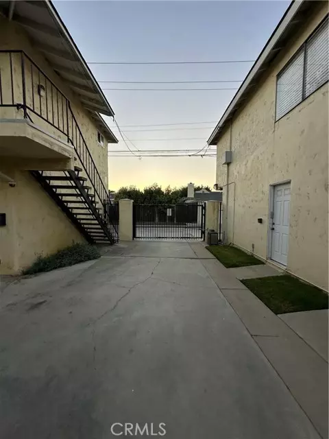 Long Beach, CA 90808,4801 clark ave
