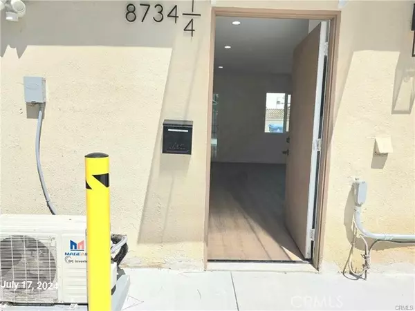 8734 Ramsgate Avenue, Los Angeles, CA 90045