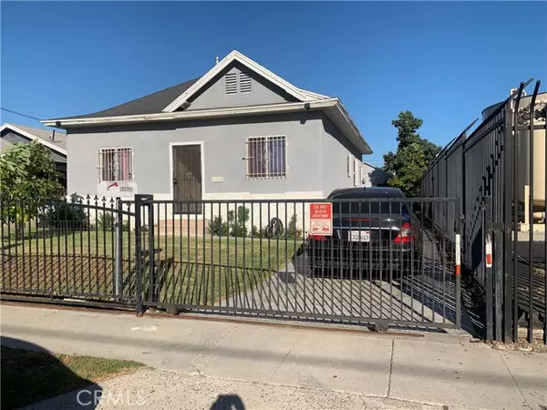 Los Angeles, CA 90059,11218 Belhaven