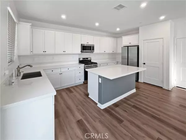 Oceanside, CA 92056,1832 Red Willow