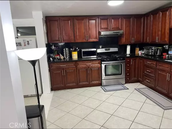 Victorville, CA 92395,16593 Forrest