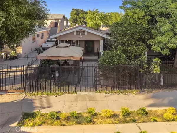 227 East 55th Street, Los Angeles, CA 90011
