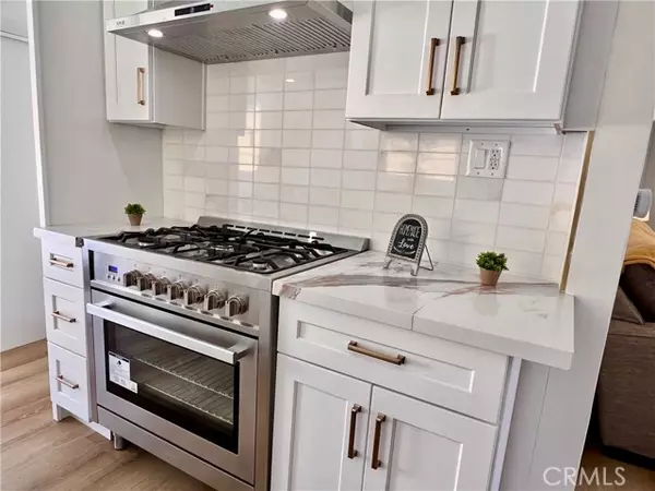 El Sereno, CA 90032,3948 Van Horne