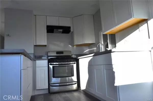 Lucerne Valley, CA 92356,32164 Zircon