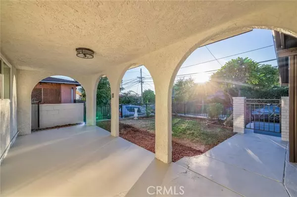 East Los Angeles, CA 90063,1006 Van Pelt