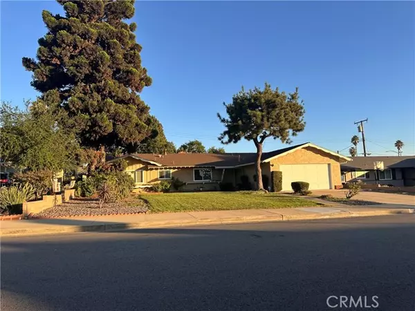 2066 Royalty, Pomona, CA 91767