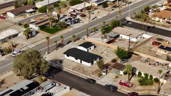 Palm Springs, CA 92262,717 West Gateway