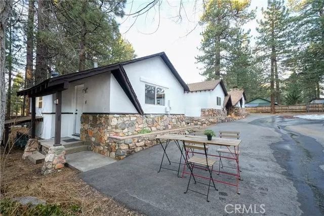 449 Georgia Street, Big Bear Lake, CA 92315