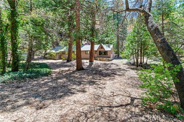 9182 Wood Road, Forest Falls, CA 92339