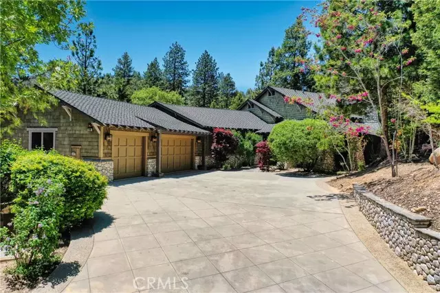 Lake Arrowhead, CA 92352,250 Brentwood Drive