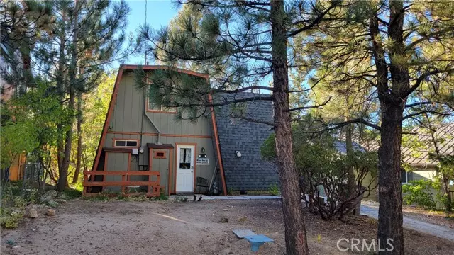 732 Conklin Road, Big Bear Lake, CA 92315