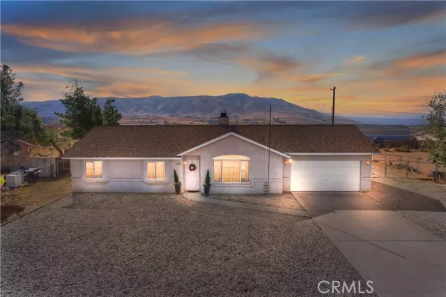 22015 Micmac Road, Apple Valley, CA 92308