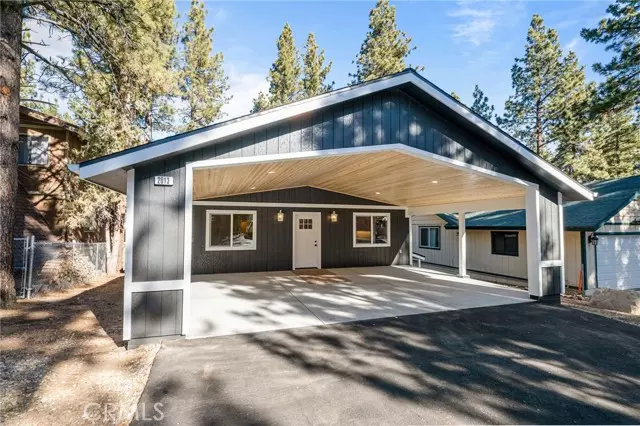 2013 Cedar Pine Lane, Big Bear City, CA 92314