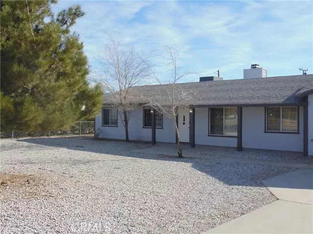 13017 Algonquin Road, Apple Valley, CA 92308