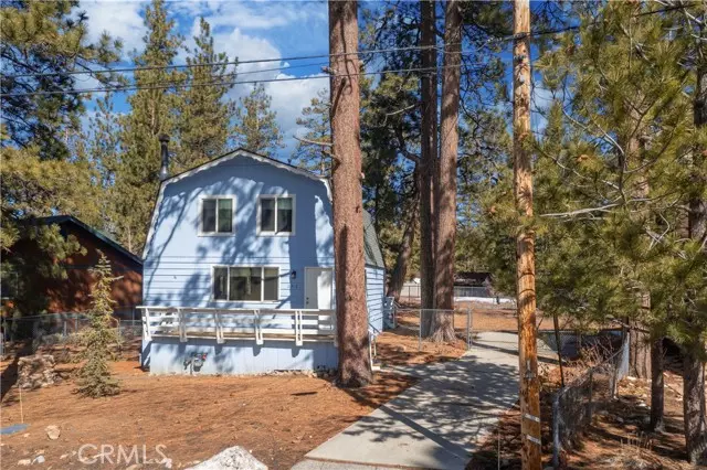 151 Mountain Lake Road, Big Bear Lake, CA 92315