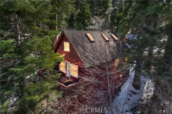 Lake Arrowhead, CA 92352,28410 Larchmont Lane