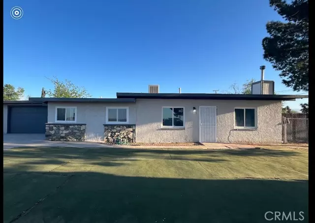 10809 Chamberlaine Way, Adelanto, CA 92301