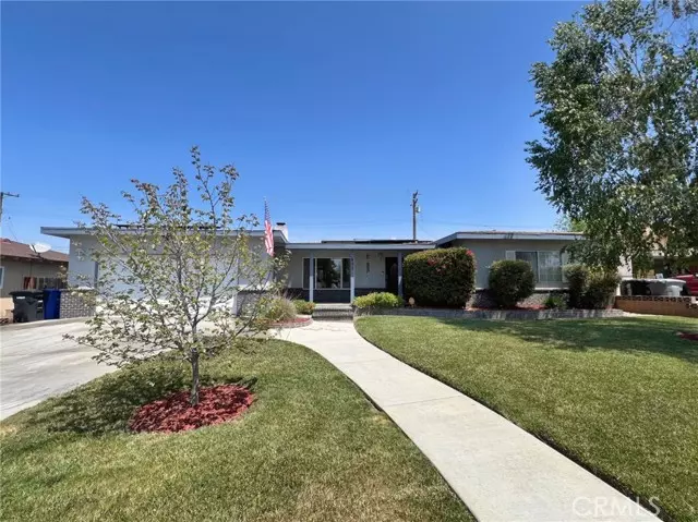 490 Myrtlewood Drive, Calimesa, CA 92320