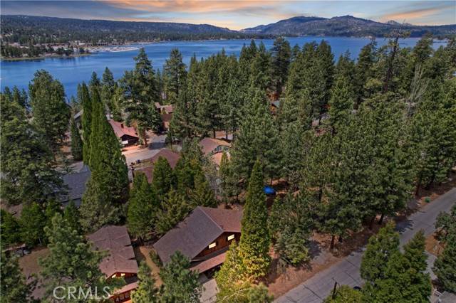 170 Eureka Drive, Big Bear Lake, CA 92315