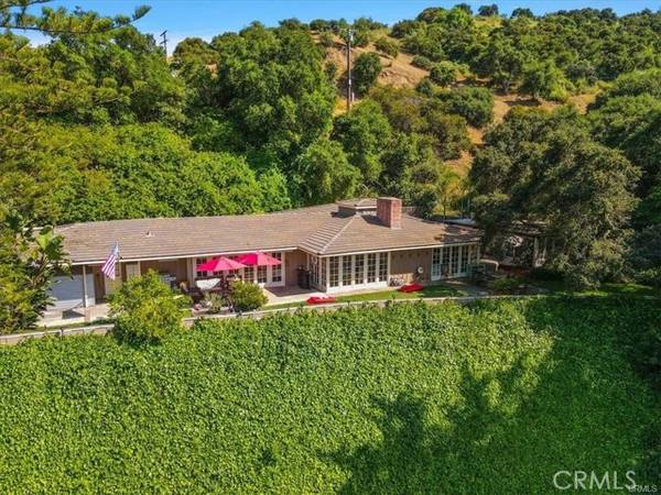 4067 Forest Hill Drive, La Canada Flintridge, CA 91011