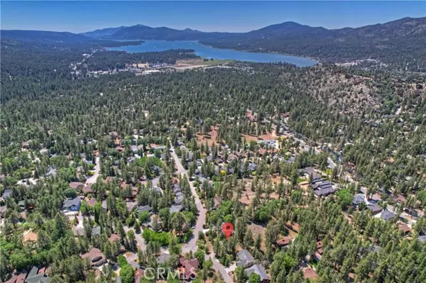 Big Bear Lake, CA 92315,1239 Alpenweg