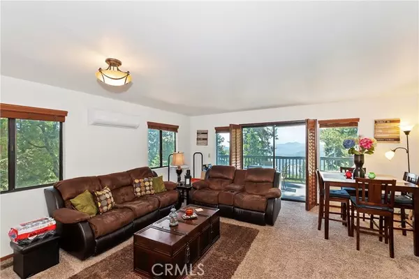 Twin Peaks, CA 92391,824 Pine Trail