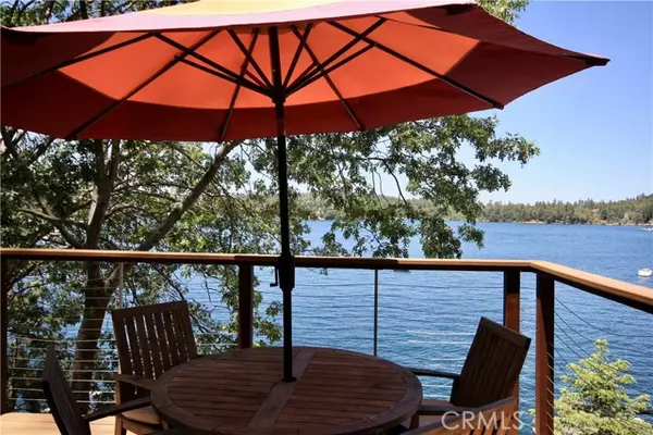 538 Ca-173,  Lake Arrowhead,  CA 92352