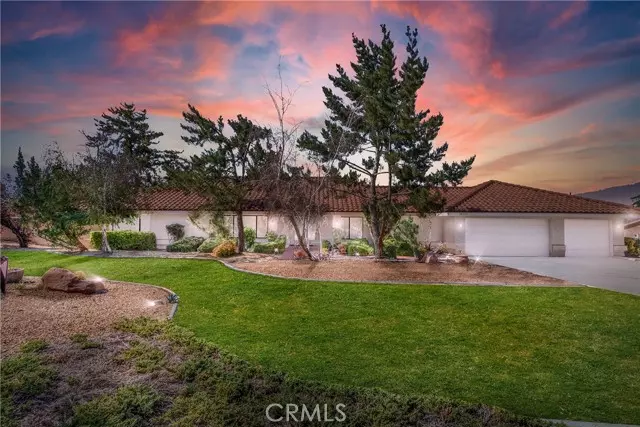 20225 Chickasaw Road, Apple Valley, CA 92307