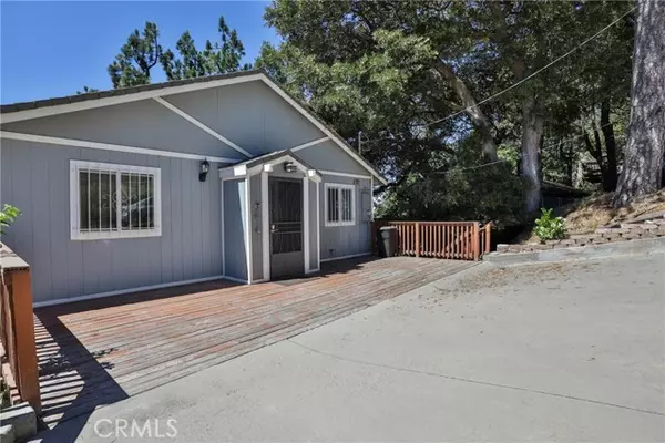 Crestline, CA 92325,23377 Crestview Lane