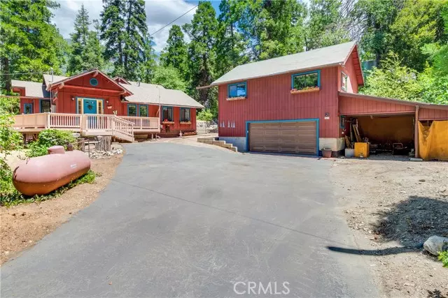 Forest Falls, CA 92339,9339 Wood Road