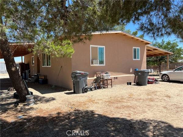 4848 Walnut Road, Phelan, CA 92371