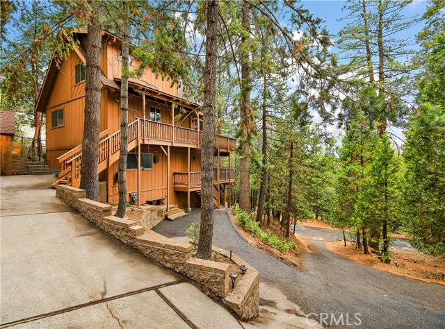 269 Massive Road, Lake Arrowhead, CA 92352