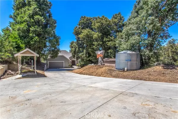 Oak Glen, CA 92399,39001 Harris Road