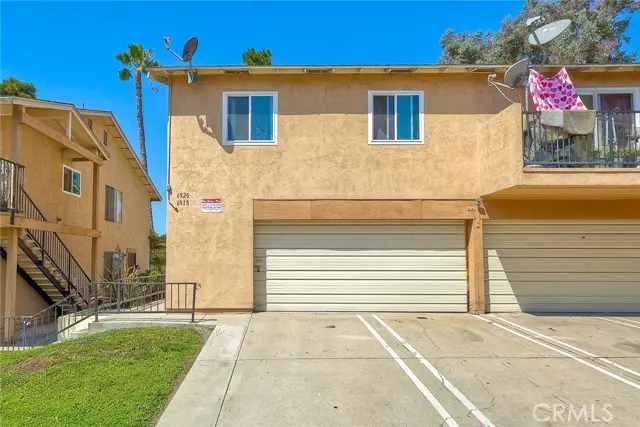 San Diego, CA 92139,6920 Camphor Lane