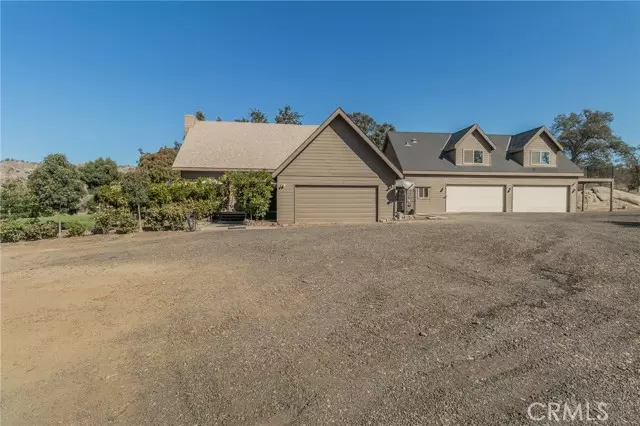 14788 Blue Oak Lane, Prather, CA 93651