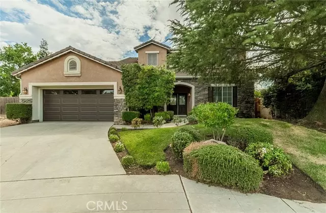 2595 Powers Avenue, Clovis, CA 93619