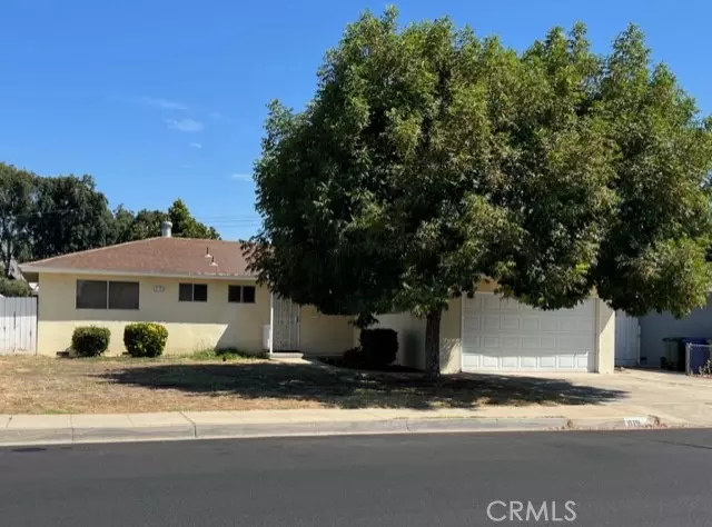 619 West San Gabriel West Avenue, Clovis, CA 93612