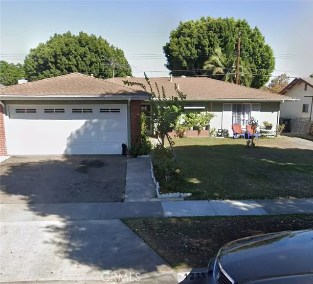 1233 South Arapaho Drive, Santa Ana, CA 92704