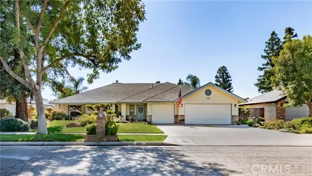 1387 East Fallbrook Avenue, Fresno, CA 93720