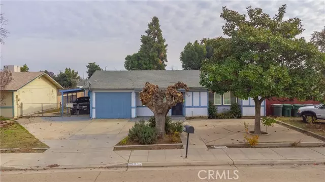 130 J Street, Parlier, CA 93648