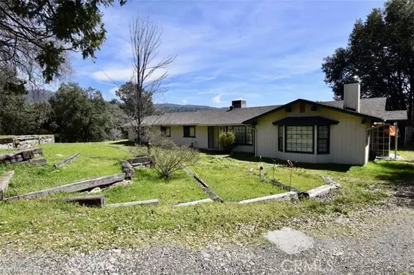 44585 Silver Spur Court, Ahwahnee, CA 93601