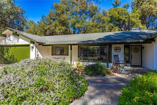 49963 Meadowview Drive, Oakhurst, CA 93644